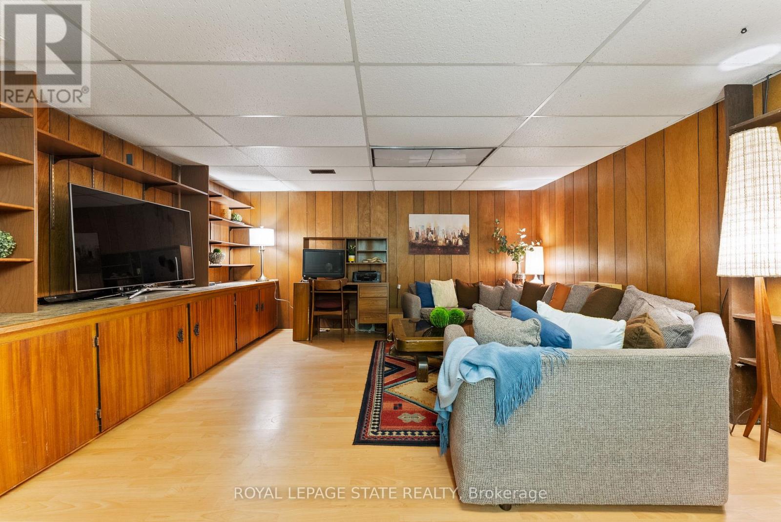 104 Berkindale Drive, Hamilton, Ontario  L8E 1M5 - Photo 27 - X12469636