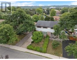 104 BERKINDALE DRIVE, Hamilton, Ontario