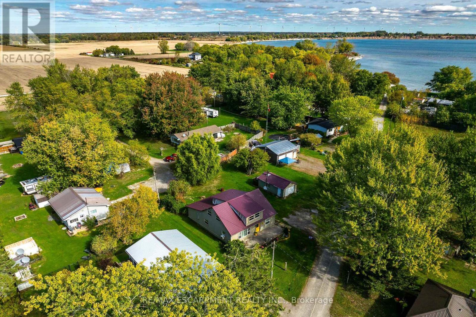 46 Nature Line, Haldimand, Ontario  N0A 1K0 - Photo 45 - X12469661