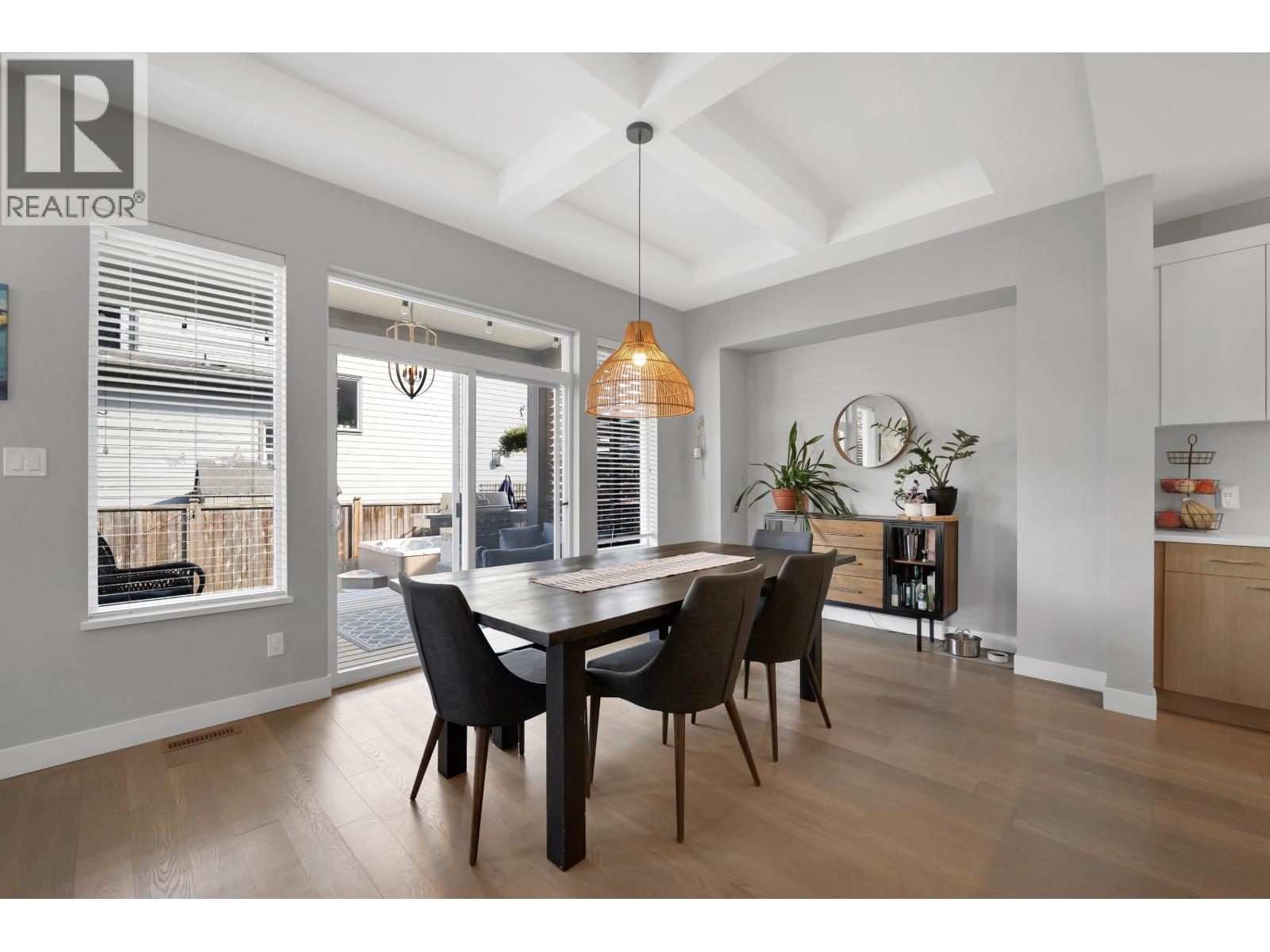 39262 Falcon Crescent, Squamish, British Columbia  V8B 0V8 - Photo 5 - R3059755