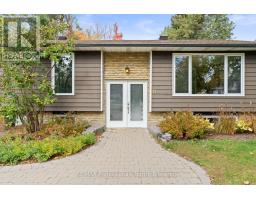 11 ANDREA DRIVE, Bracebridge, Ontario