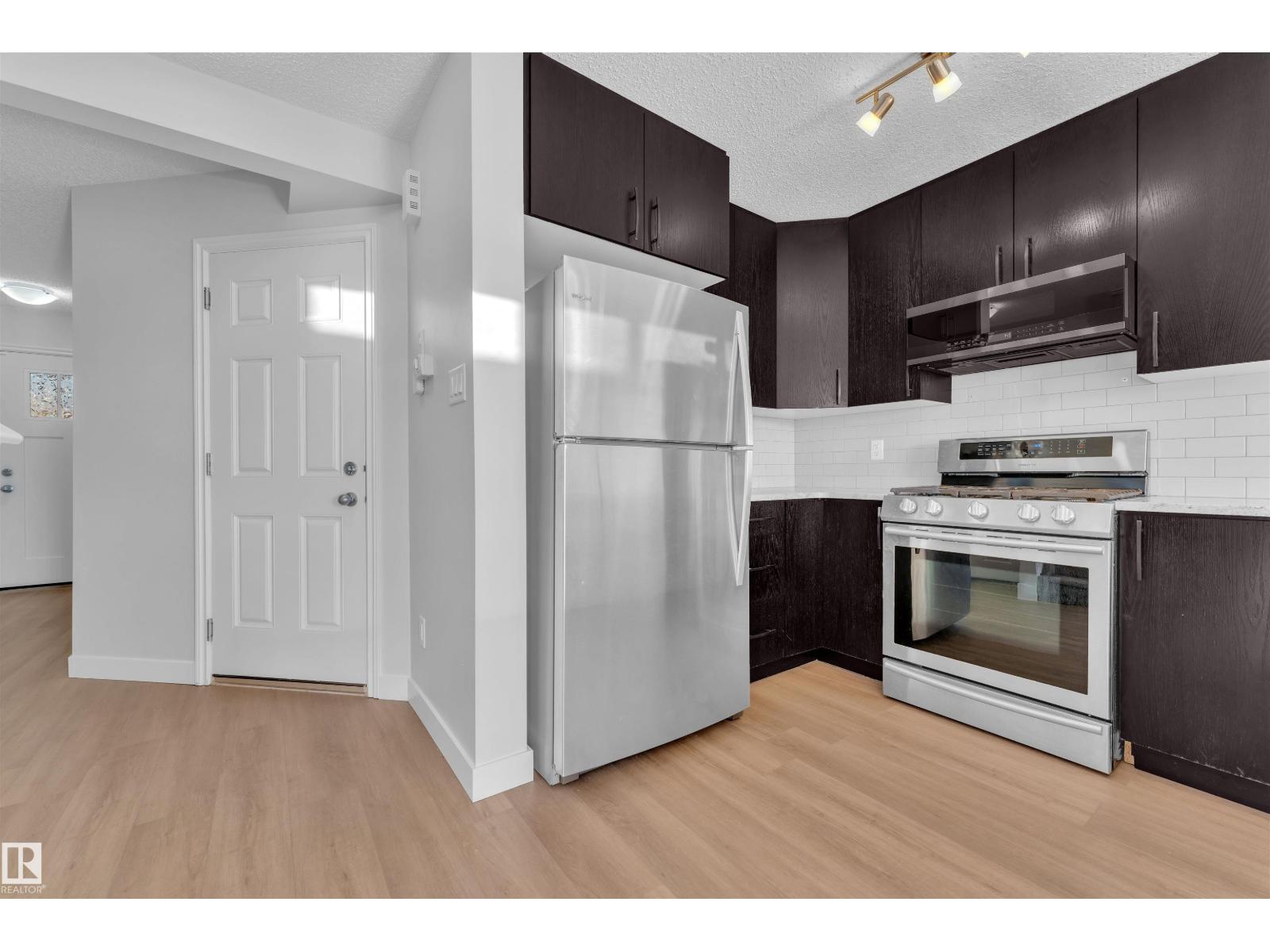 533 Ebbers Way Nw Nw, Edmonton, Alberta  T5Y 3T8 - Photo 10 - E4462637