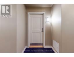 220 - 10211 KEELE STREET, Vaughan, Ontario