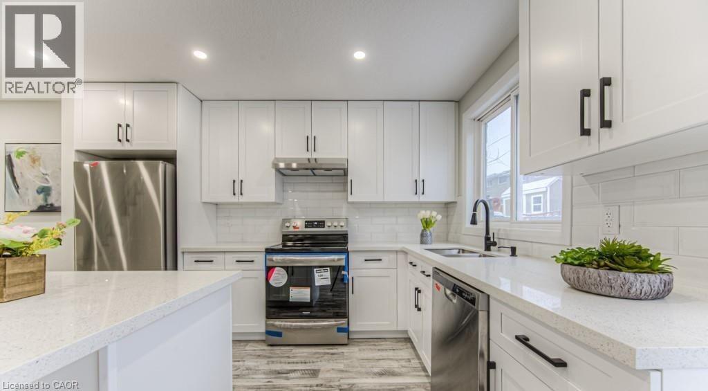 152 Overlea Drive, Kitchener, Ontario  N2M 1T3 - Photo 7 - 40780306