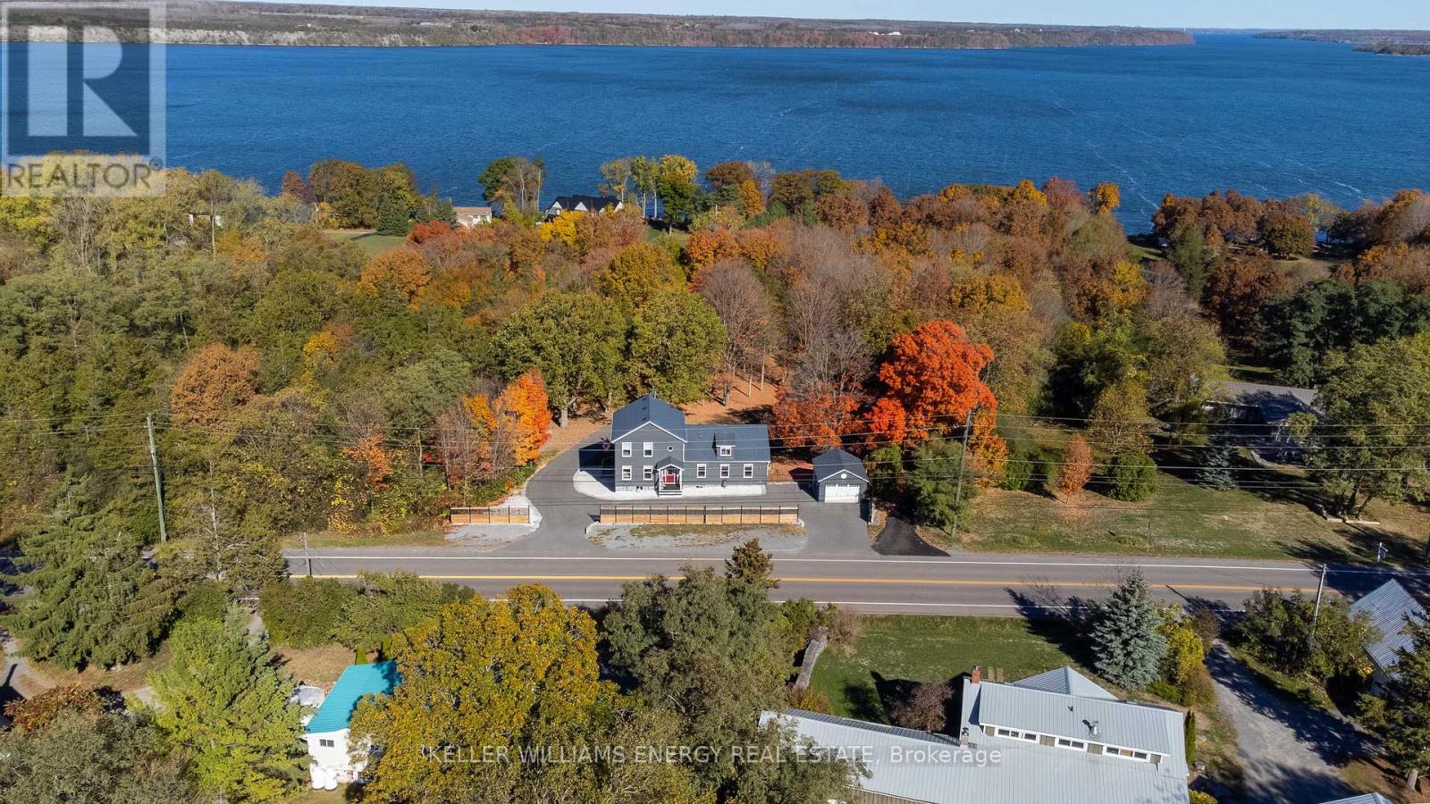 11858 LOYALIST PARKWAY, Prince Edward County, Ontario