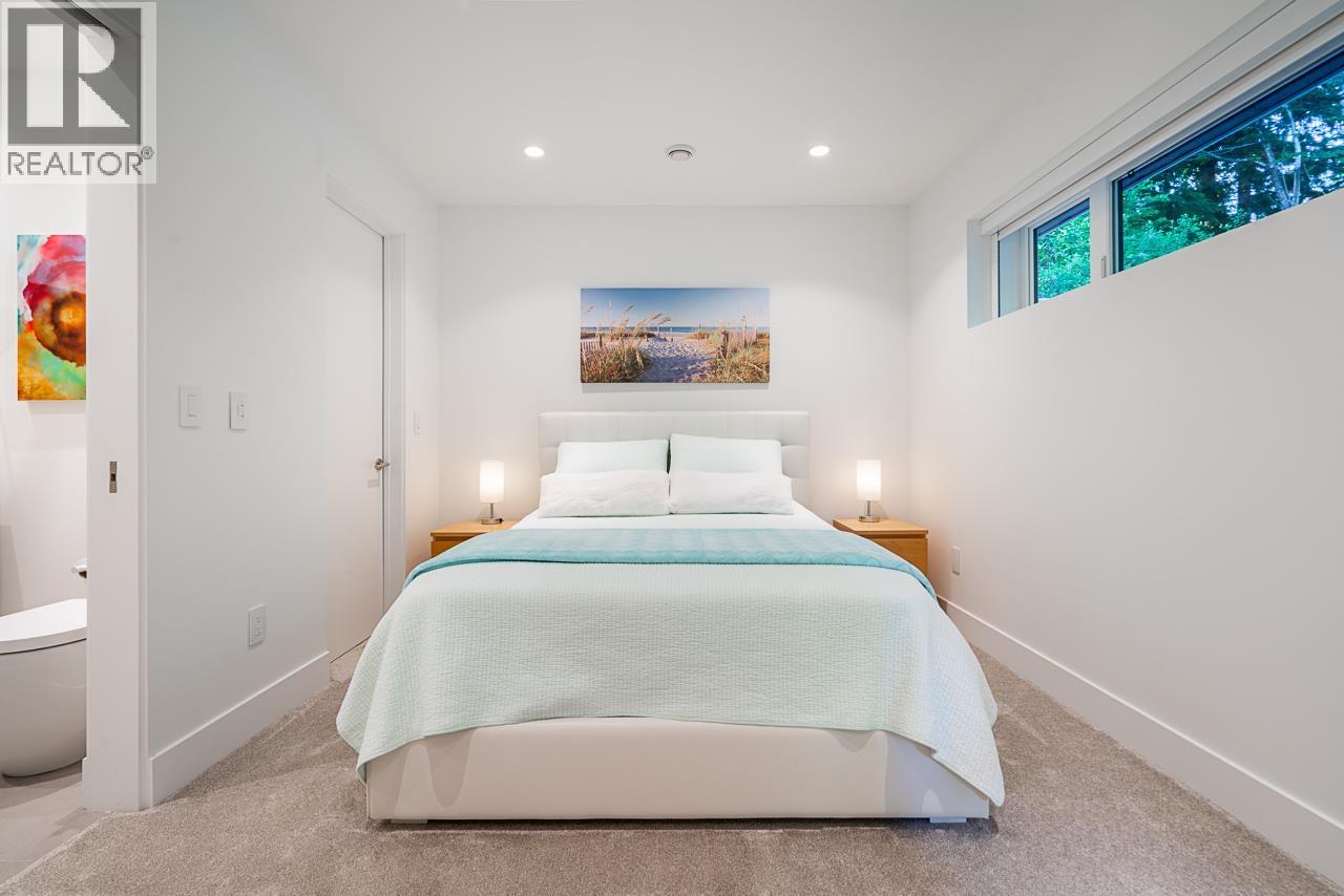 4415 Stone Crescent, West Vancouver, British Columbia  V7W 1B8 - Photo 33 - R3059732