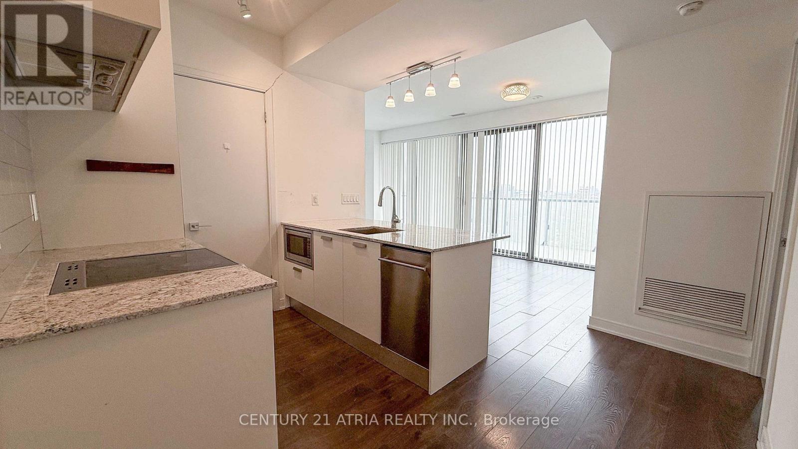 1805 - 57 St. Joseph Street, Toronto, Ontario  M5S 0C5 - Photo 4 - C12123469