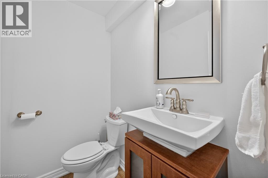1011 White Oak Drive Unit# 20, Burlington, Ontario  L7T 2L3 - Photo 14 - 40780127