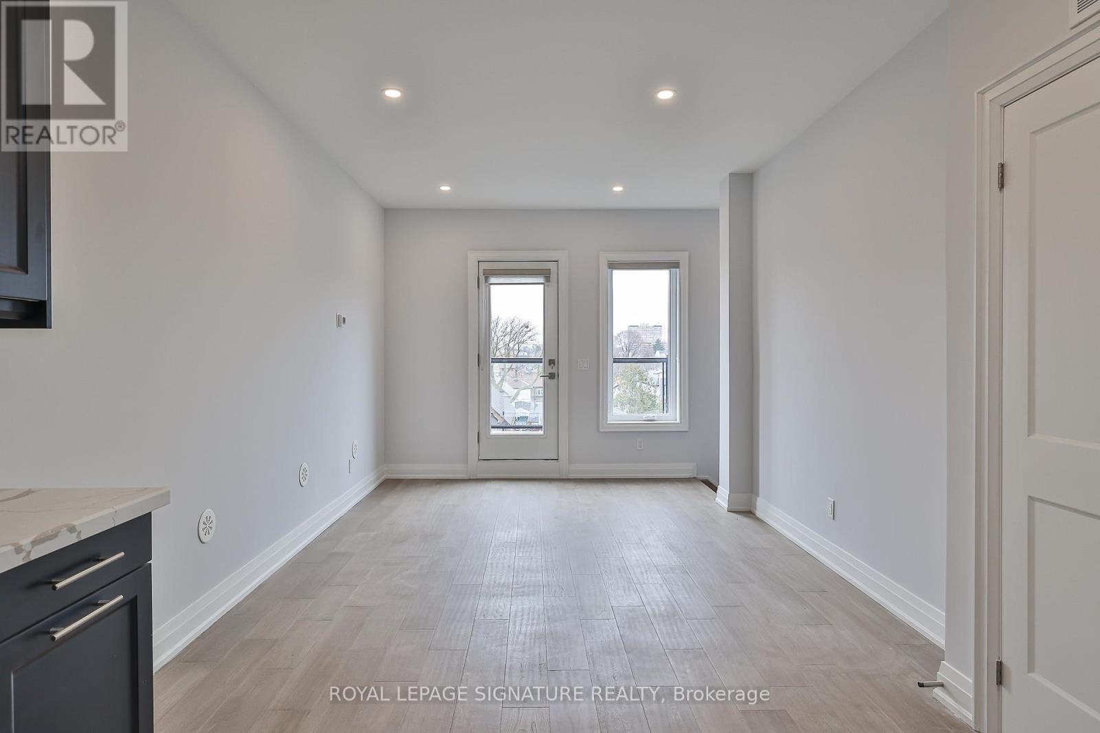 Third - 60 Belvidere Avenue, Toronto, Ontario  M6C 1P6 - Photo 13 - C12469275
