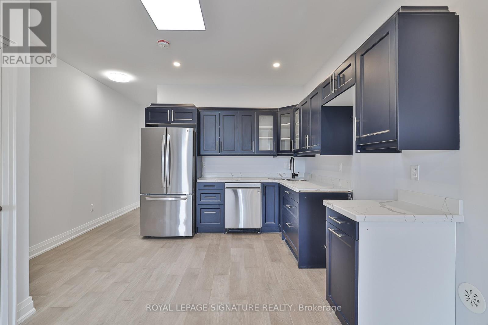 Third - 60 Belvidere Avenue, Toronto, Ontario  M6C 1P6 - Photo 5 - C12469275