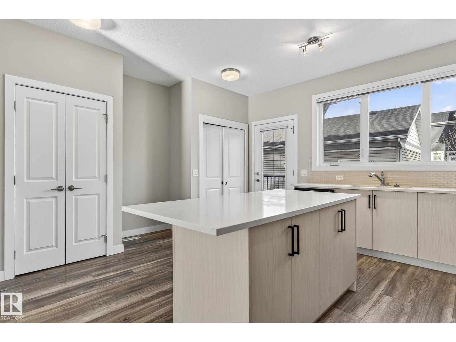 1077 Gault Bv Nw, Edmonton, Alberta  T5E 6W3 - Photo 13 - E4462638