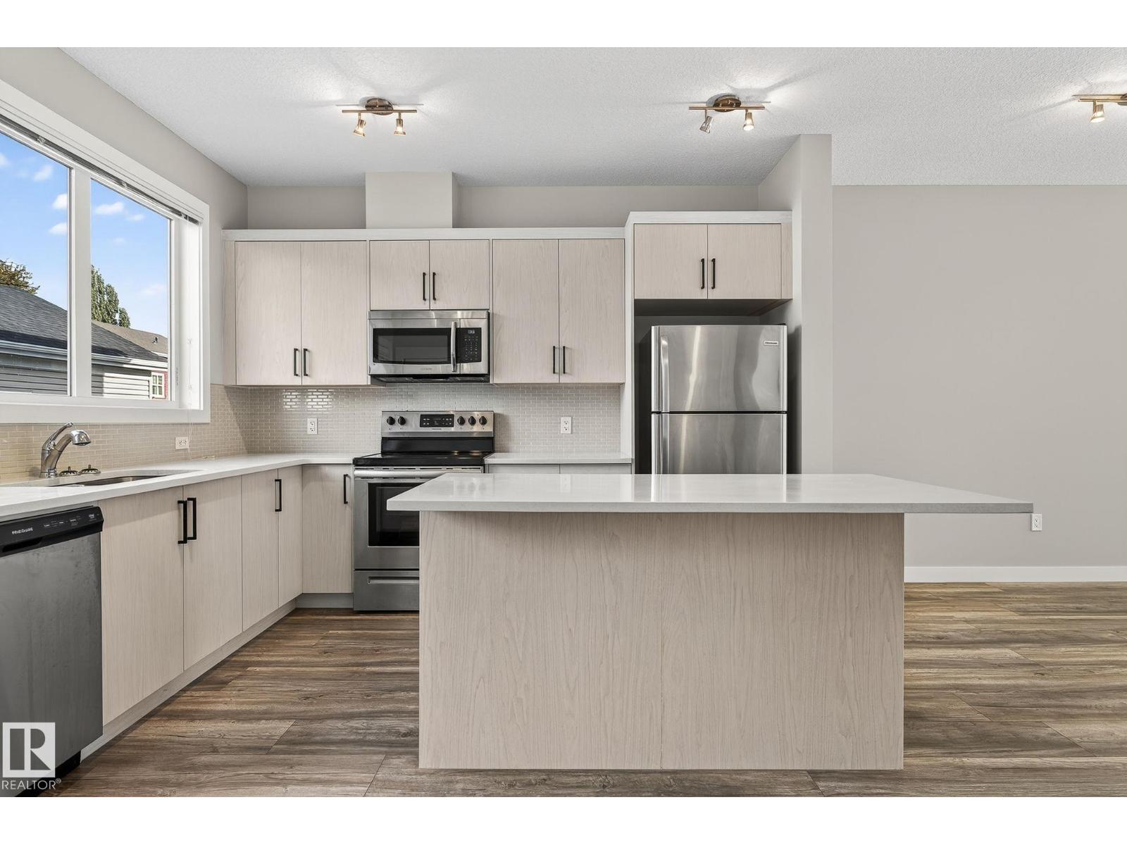 1077 Gault Bv Nw, Edmonton, Alberta  T5E 6W3 - Photo 8 - E4462638