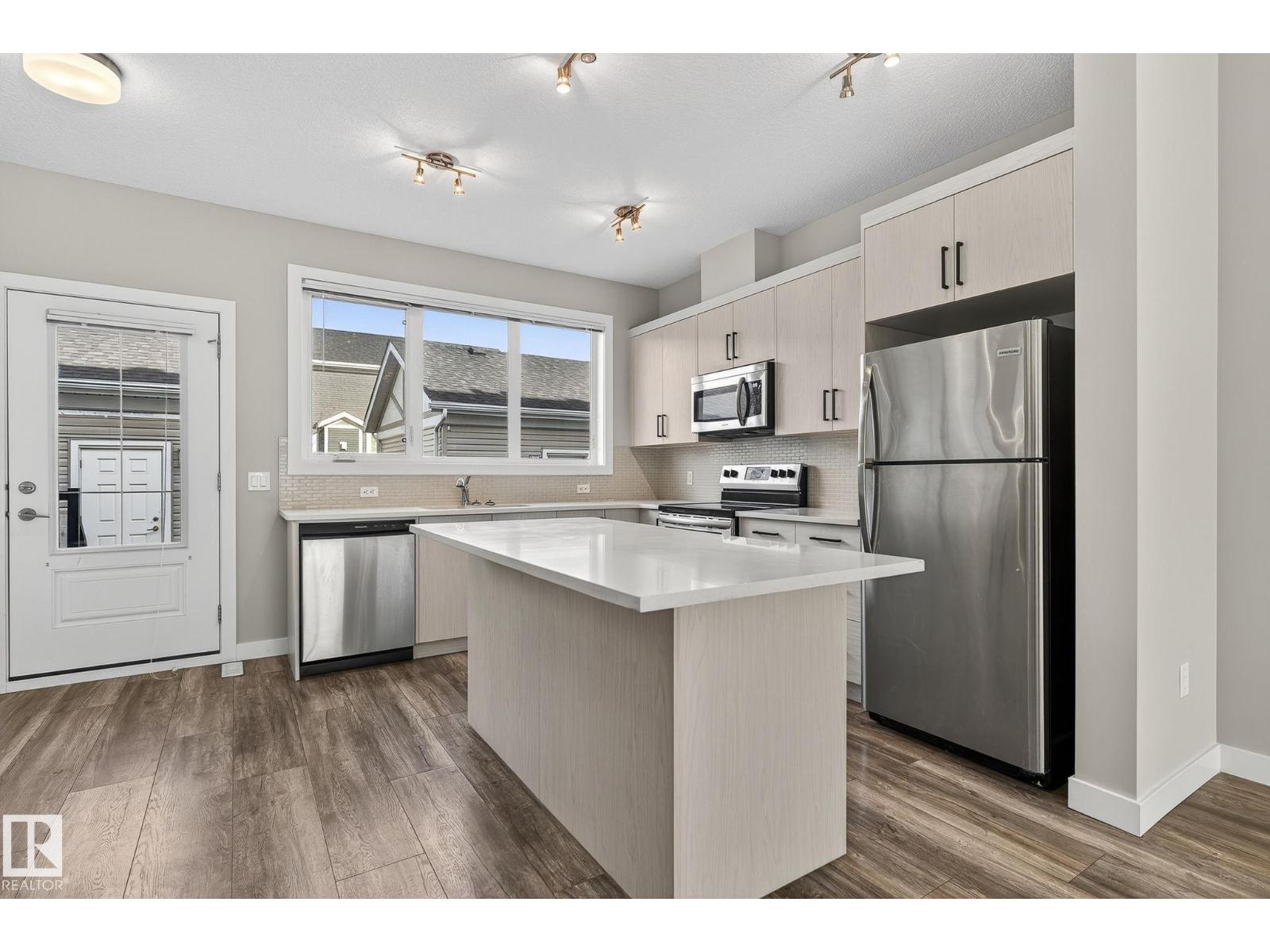1077 Gault Bv Nw, Edmonton, Alberta  T5E 6W3 - Photo 9 - E4462638