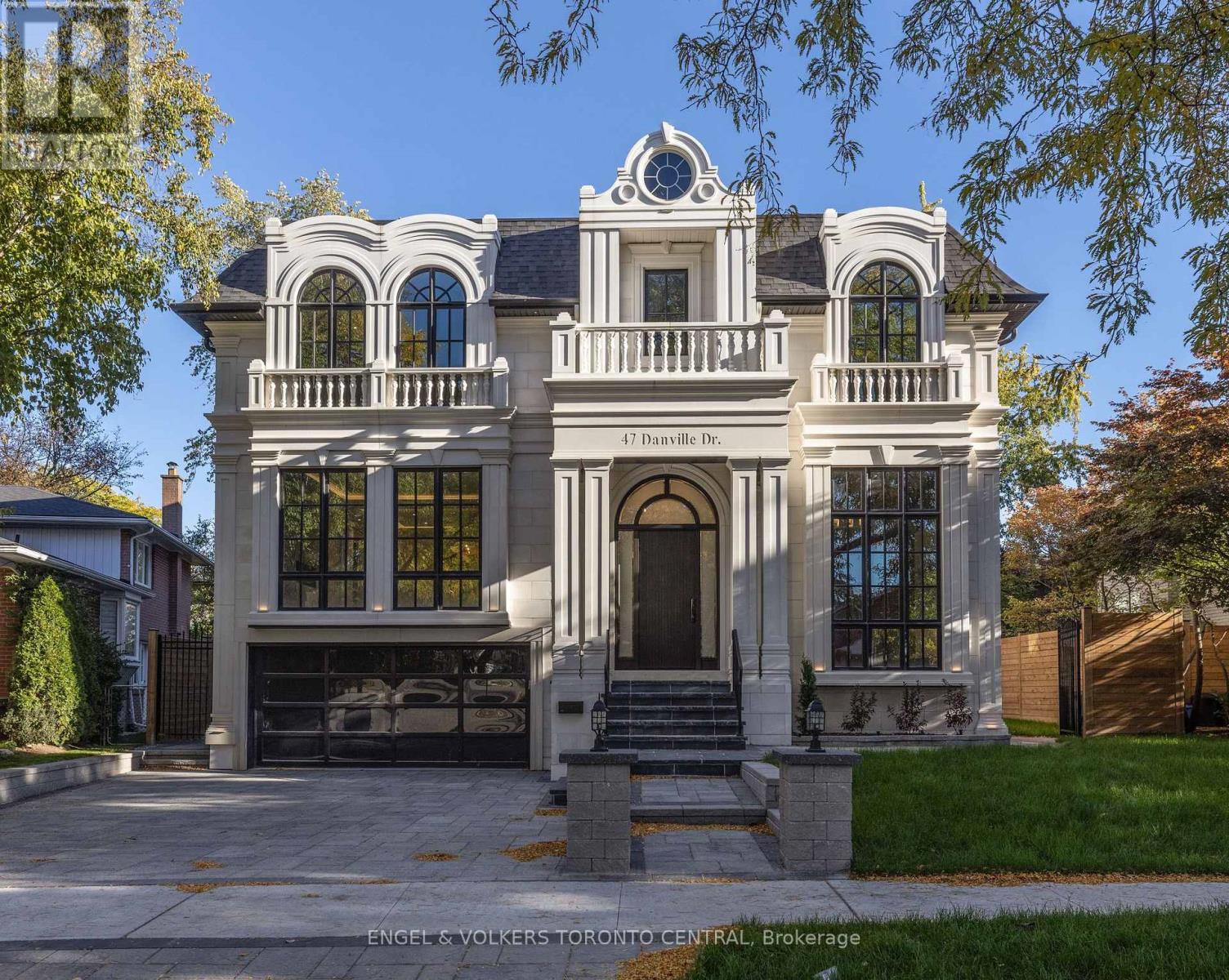 47 DANVILLE DRIVE, Toronto, Ontario