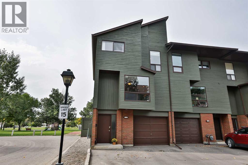 9, 1520 23 Avenue N, Lethbridge, Alberta  T1H 4X9 - Photo 1 - A2265135