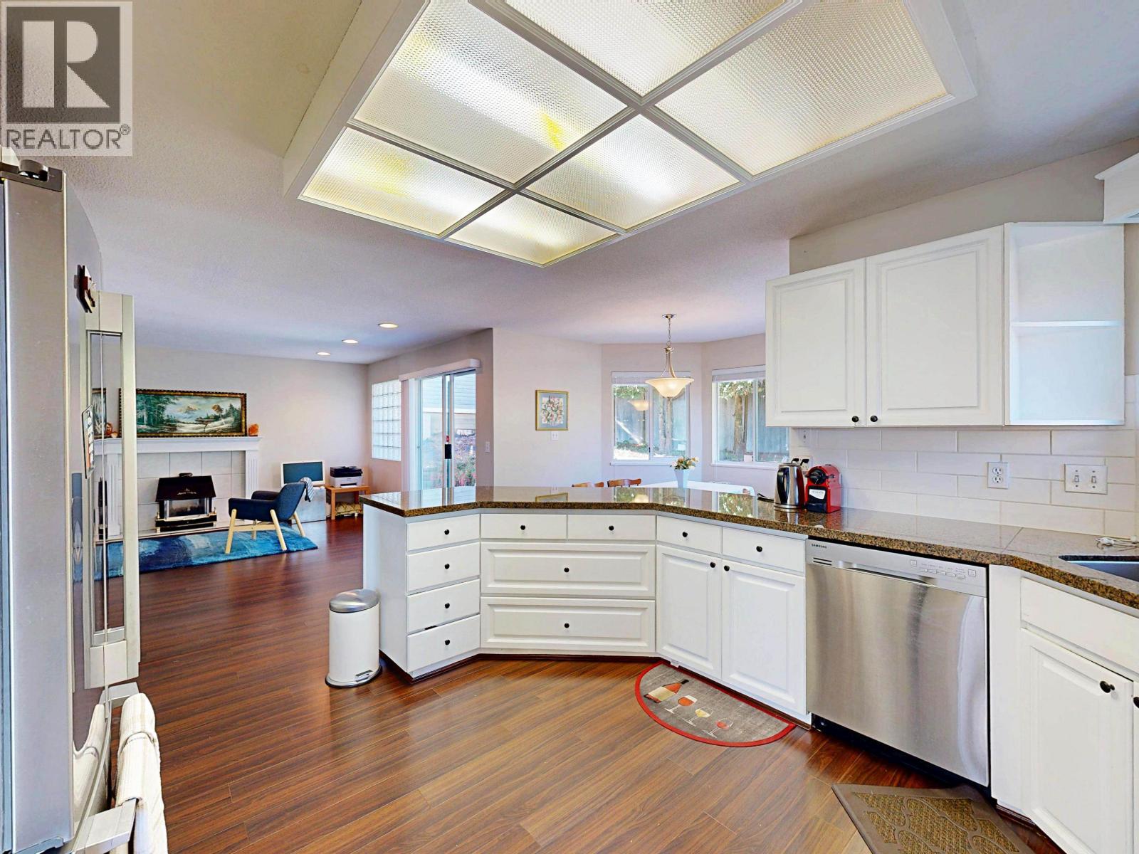 2910 Kalamalka Drive, Coquitlam, British Columbia  V3C 5Z7 - Photo 11 - R3059392