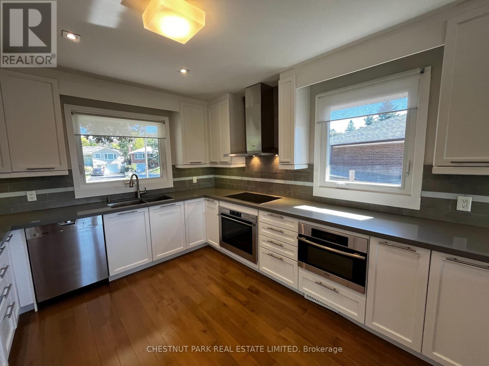 142 Sloane Avenue, Toronto, Ontario  M4A 2B7 - Photo 4 - C12469709