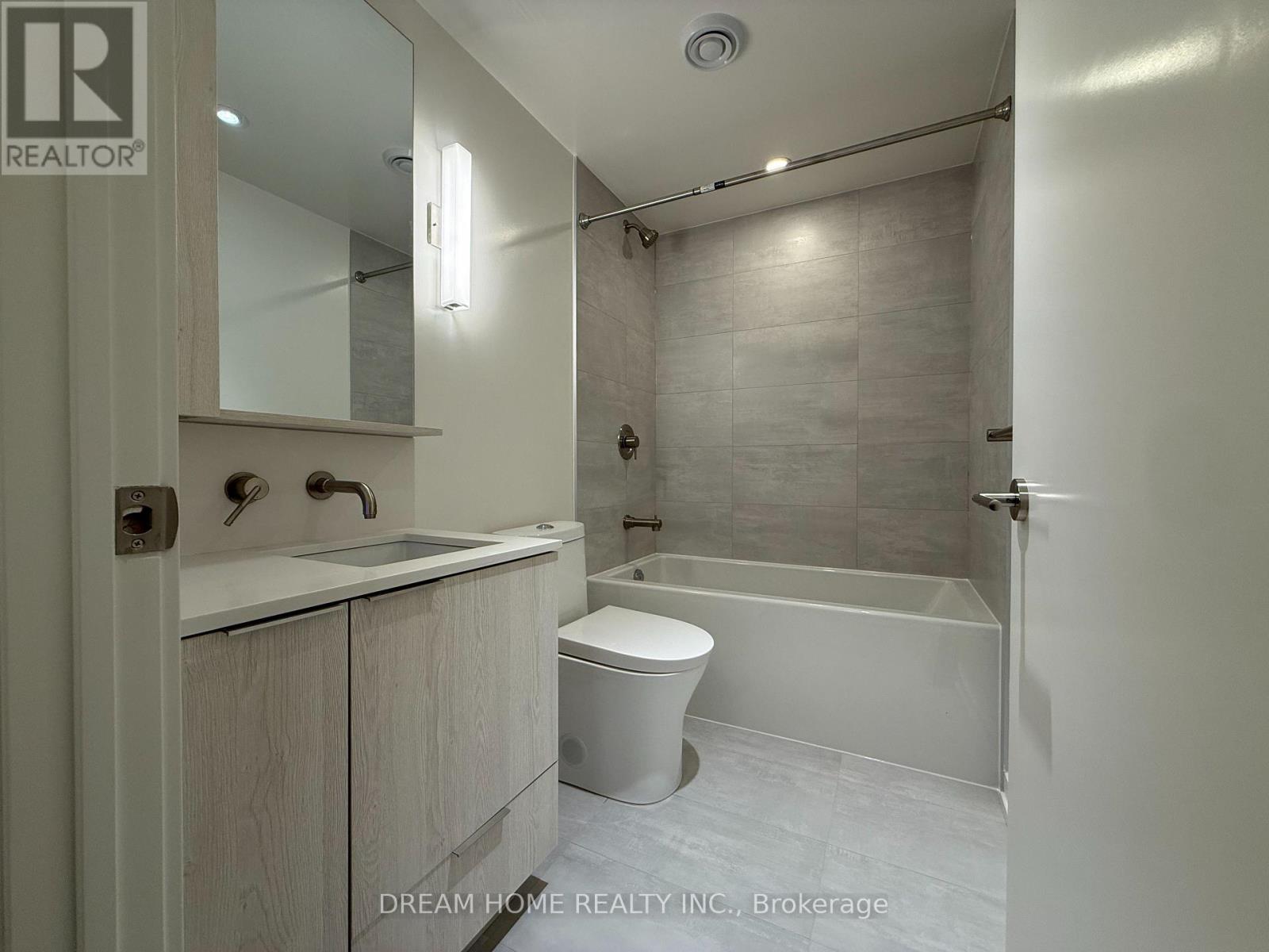 515 - 120 Broadway Avenue, Toronto, Ontario  M4P 0E9 - Photo 13 - C12469719