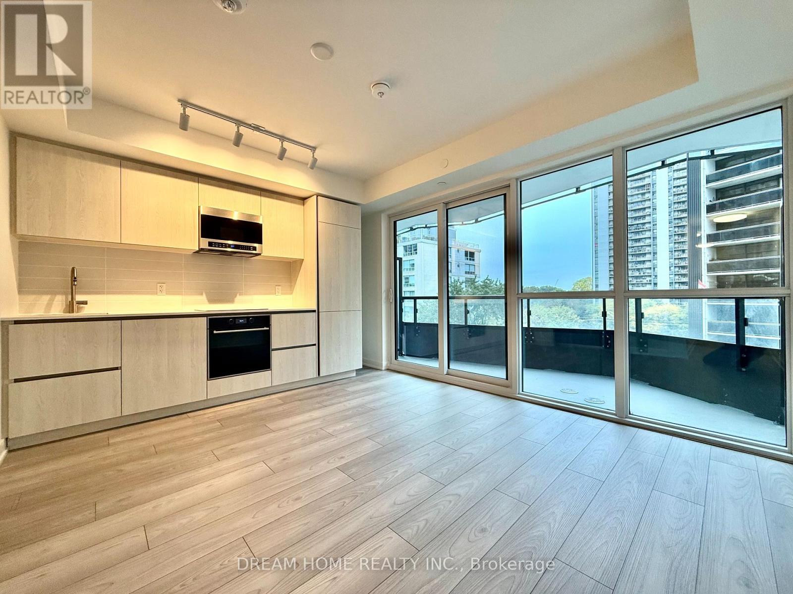 515 - 120 Broadway Avenue, Toronto, Ontario  M4P 0E9 - Photo 4 - C12469719