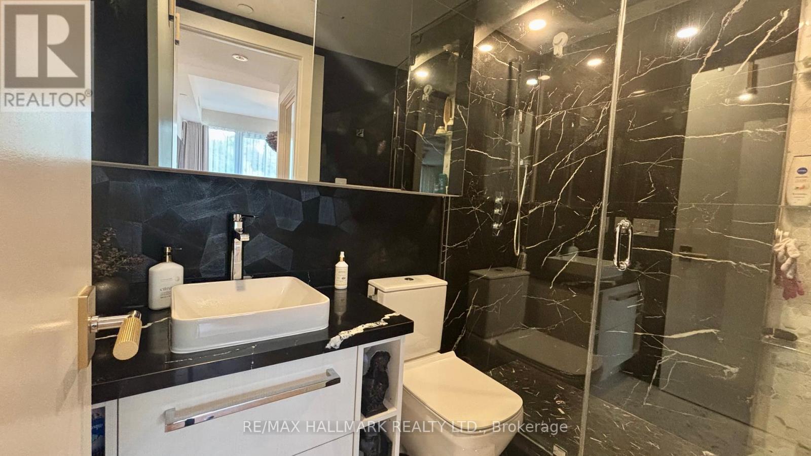205 - 3018 Yonge Street, Toronto, Ontario  M4N 0A5 - Photo 10 - C12469724