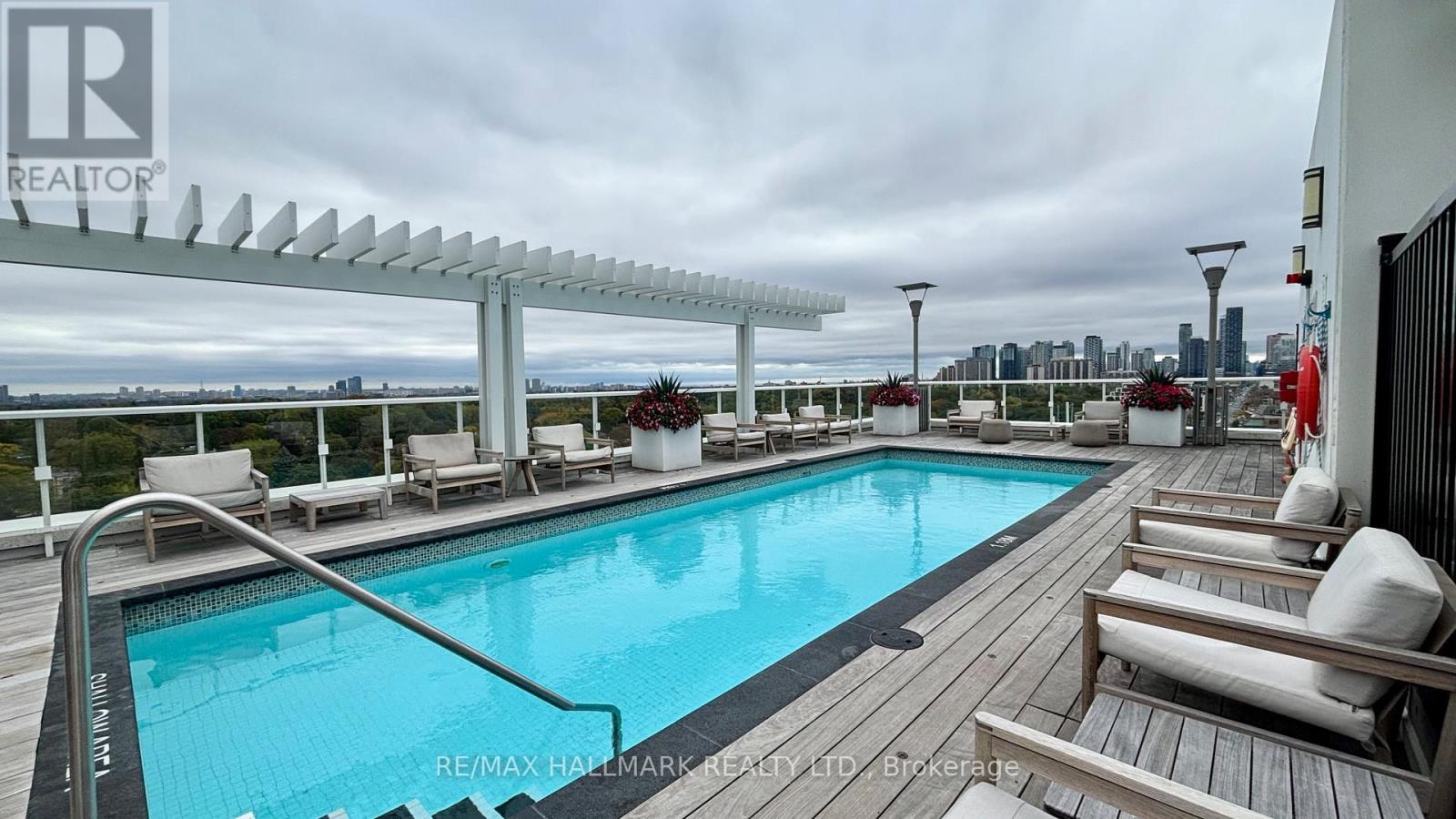 205 - 3018 Yonge Street, Toronto, Ontario  M4N 0A5 - Photo 17 - C12469724