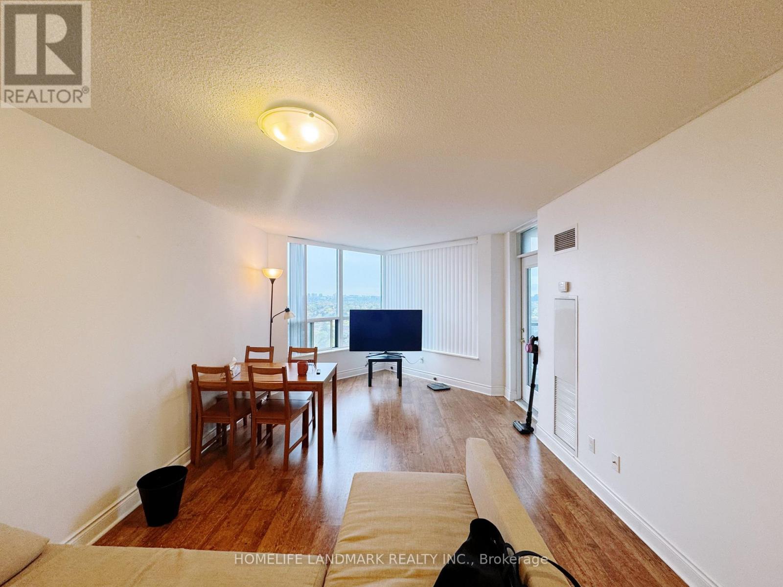 2213 - 10 Northtown Way, Toronto, Ontario  M2N 7L4 - Photo 8 - C12461869