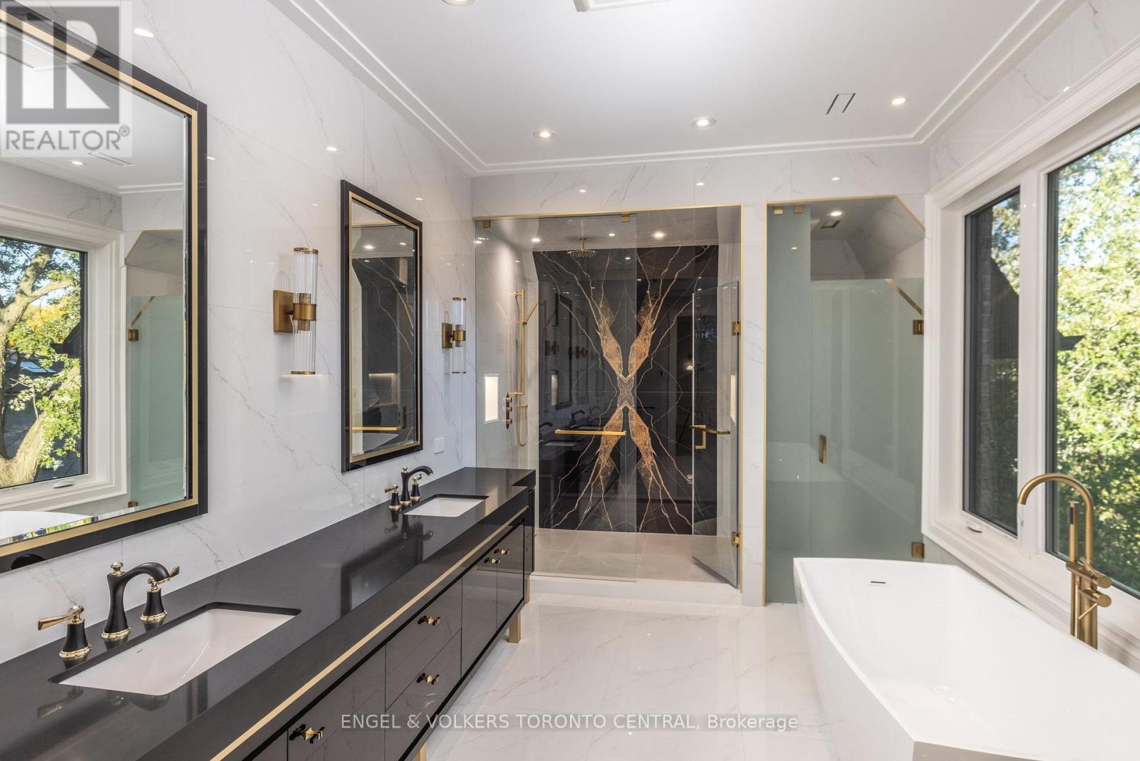 47 Danville Drive, Toronto, Ontario  M2P 1J2 - Photo 34 - C12469471