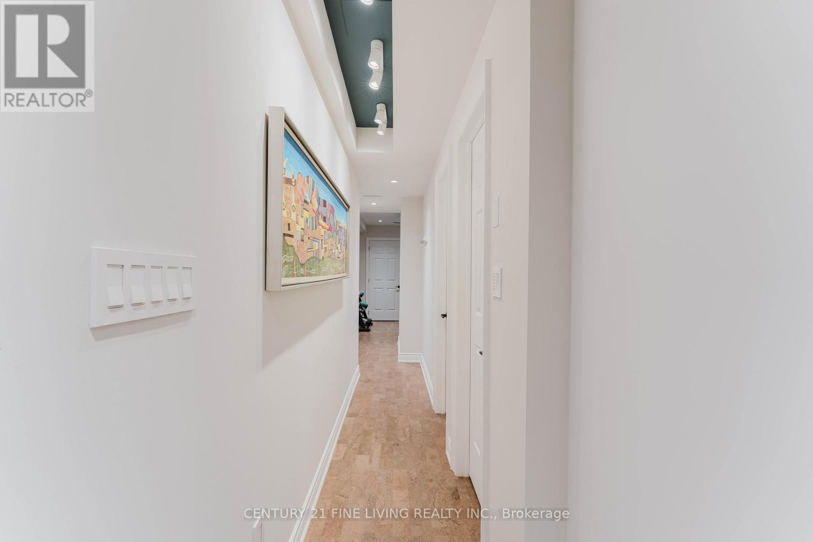 96 Wolf Creek Crescent, Vaughan, Ontario  L6A 4B9 - Photo 42 - N12461743