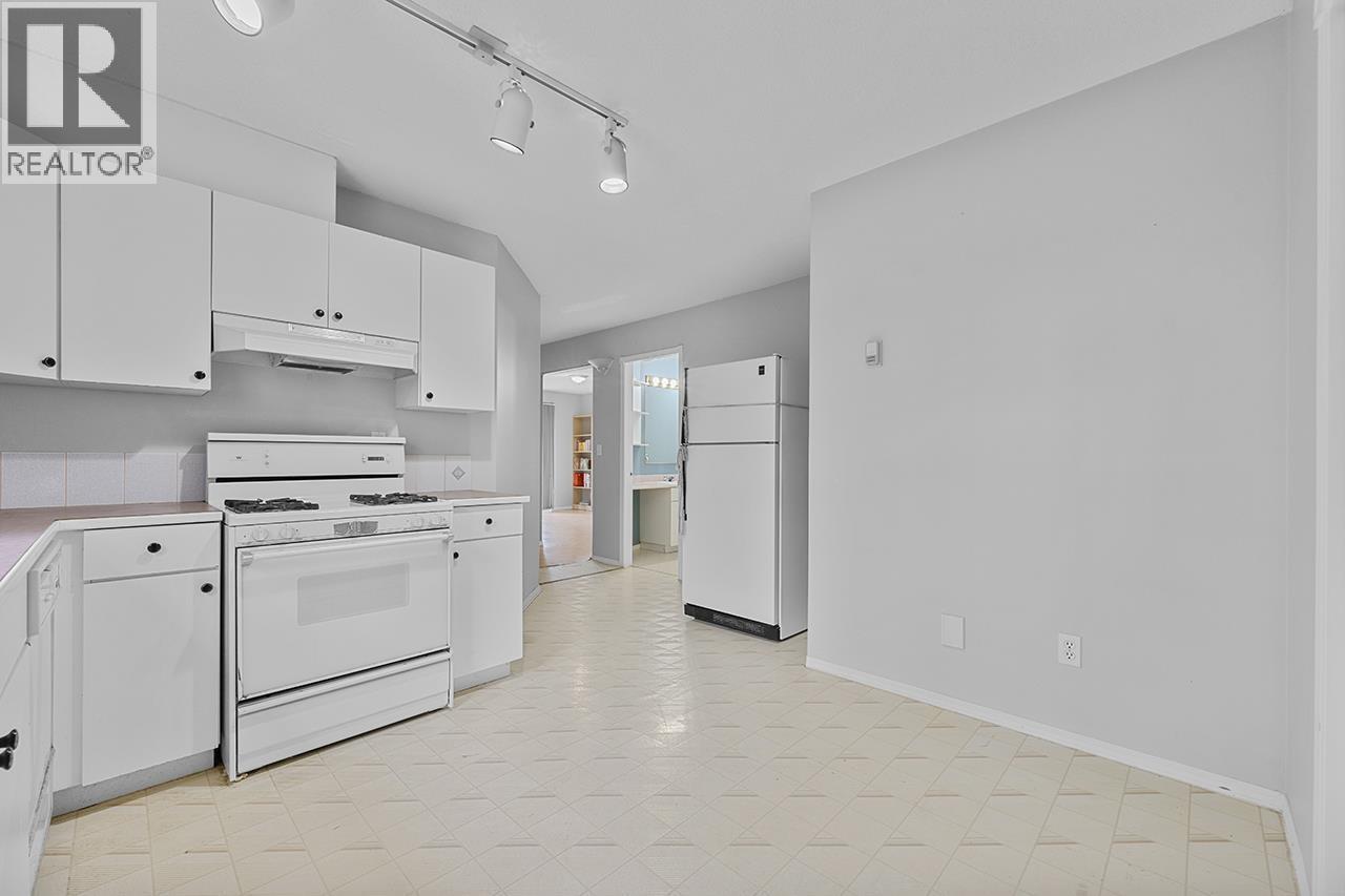 620 Thirteenth Street, New Westminster, British Columbia  V3M 4M4 - Photo 11 - R3059439