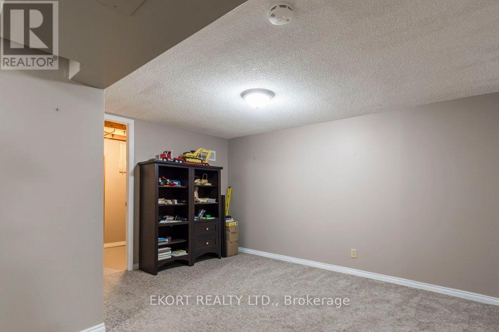 43 Progress Avenue, Belleville, Ontario  K8P 4Z3 - Photo 22 - X12469736