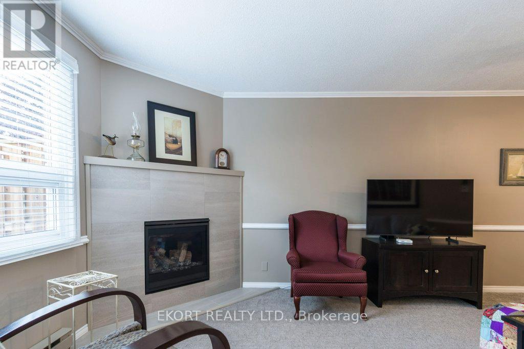 43 Progress Avenue, Belleville, Ontario  K8P 4Z3 - Photo 8 - X12469736