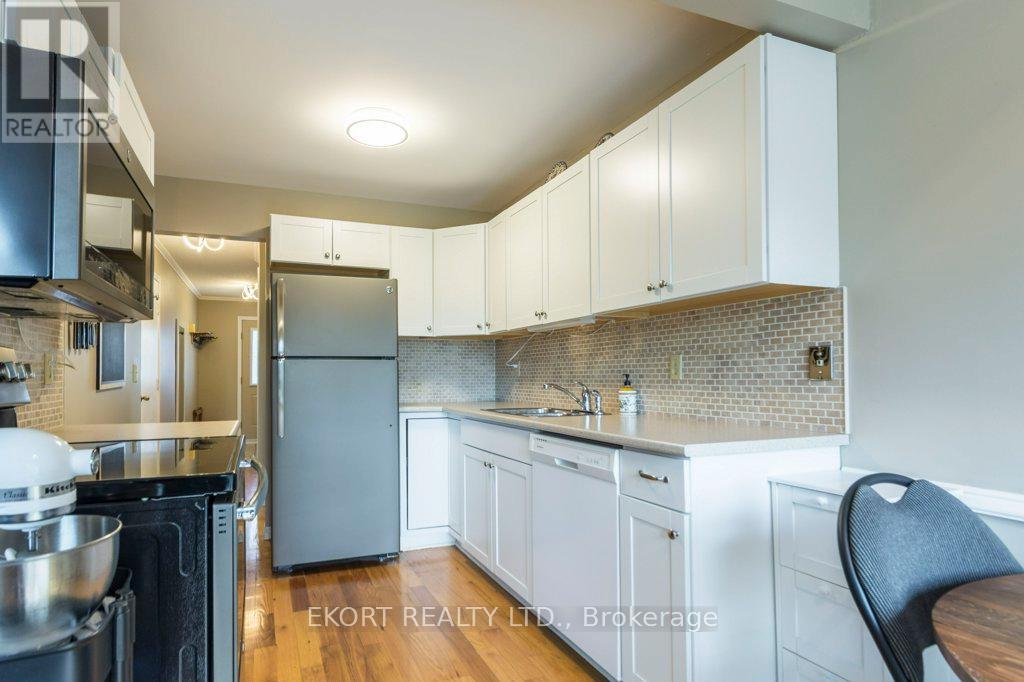 43 Progress Avenue, Belleville, Ontario  K8P 4Z3 - Photo 9 - X12469736