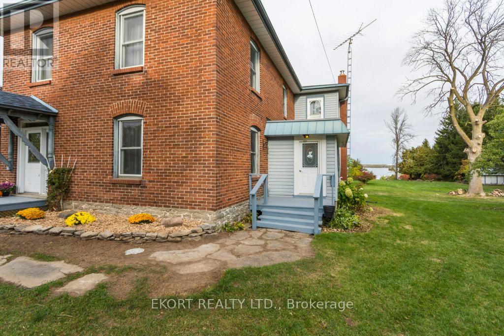 2422 County Rd 3 Road, Prince Edward County, Ontario K0K 1L0 - Photo 2 - X12469737