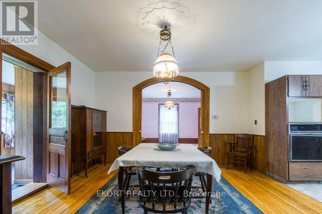 2422 County Rd 3 Road, Prince Edward County, Ontario K0K 1L0 - Photo 21 - X12469737