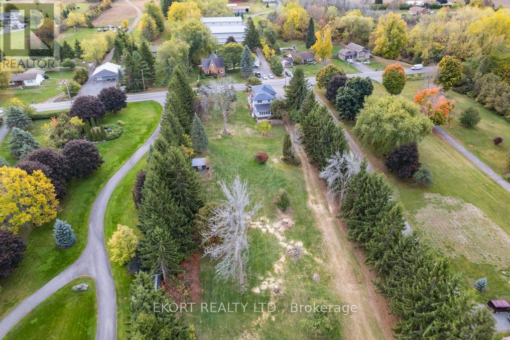 2422 County Rd 3 Road, Prince Edward County, Ontario K0K 1L0 - Photo 9 - X12469737