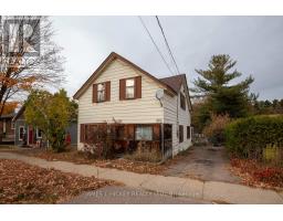 979 LEA STREET, Pembroke, Ontario