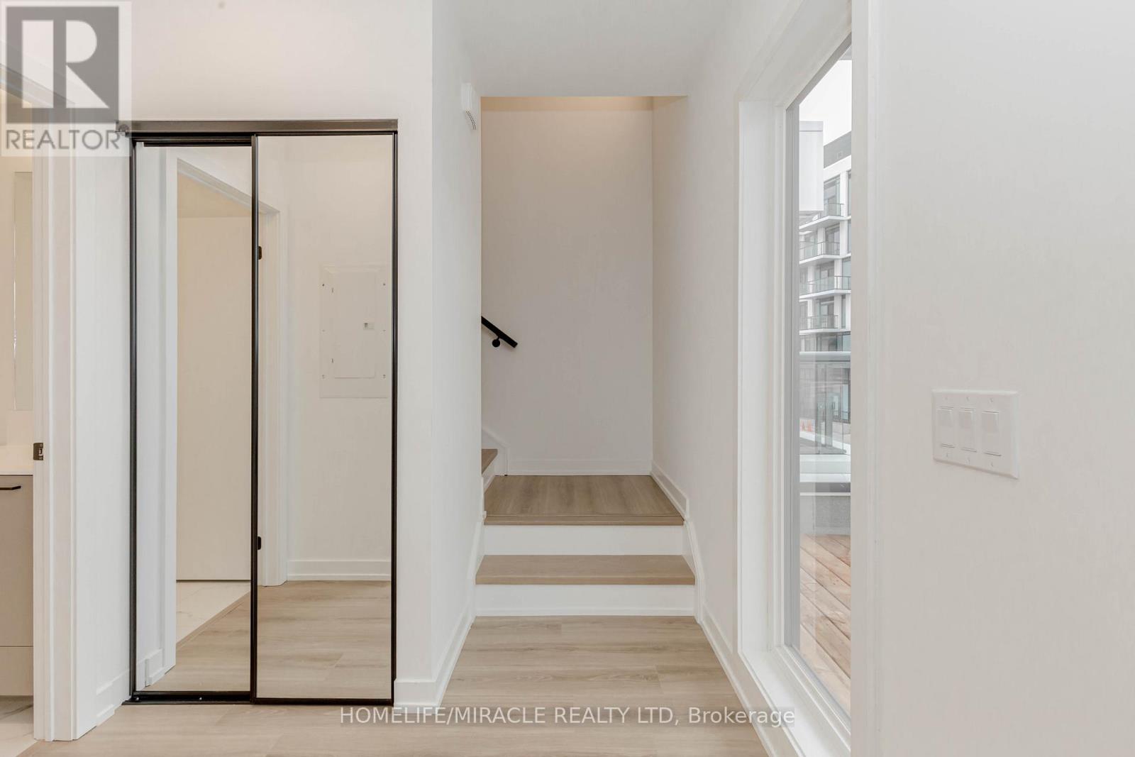 #11 - 20 Lagerfeld Drive, Brampton, Ontario  L7A 5L4 - Photo 21 - W12469697