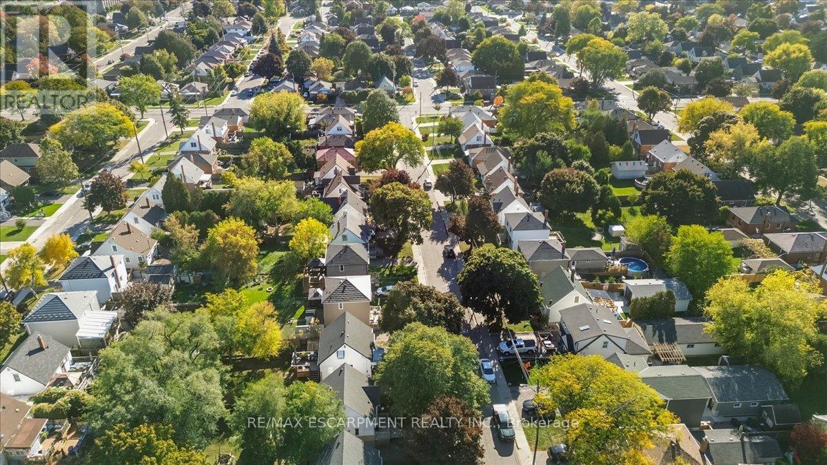 832 Queensdale Avenue, Hamilton, Ontario  L8V 1N1 - Photo 46 - X12469708