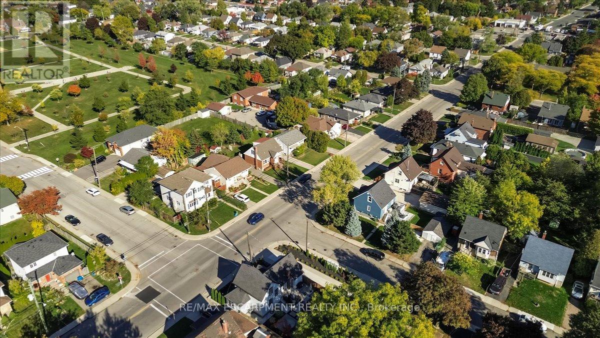 832 Queensdale Avenue, Hamilton, Ontario  L8V 1N1 - Photo 47 - X12469708