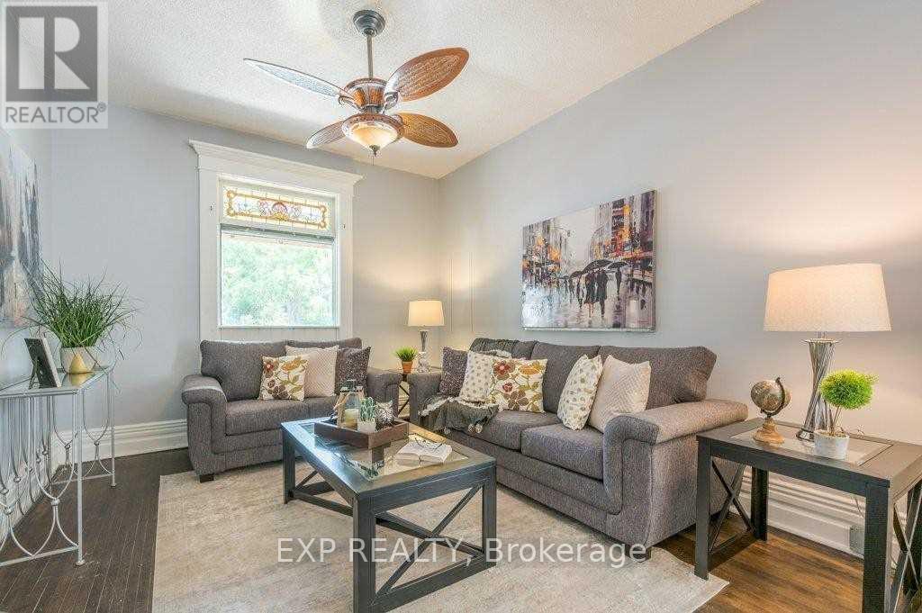 541 Aylmer Street N, Peterborough, Ontario  K9H 3W6 - Photo 12 - X12469712
