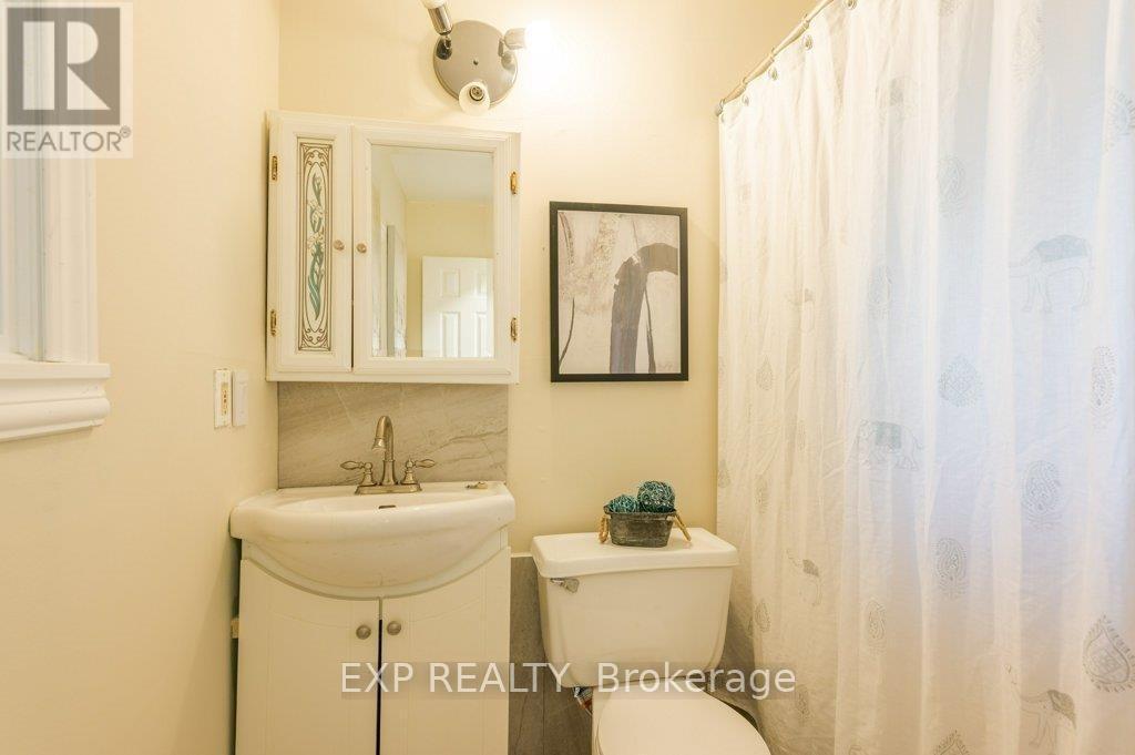 541 Aylmer Street N, Peterborough, Ontario  K9H 3W6 - Photo 16 - X12469712