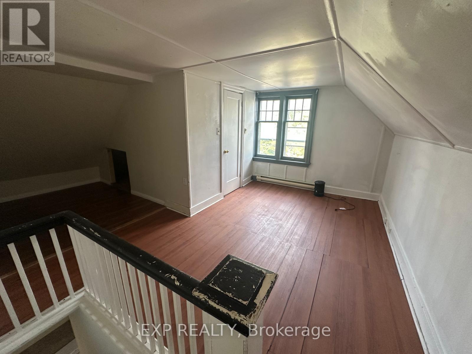 541 Aylmer Street N, Peterborough, Ontario  K9H 3W6 - Photo 21 - X12469716