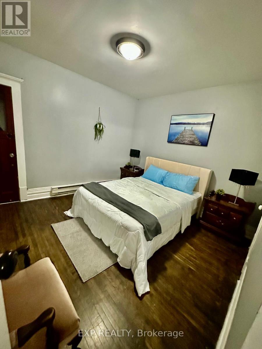541 Aylmer Street N, Peterborough, Ontario  K9H 3W6 - Photo 23 - X12469716