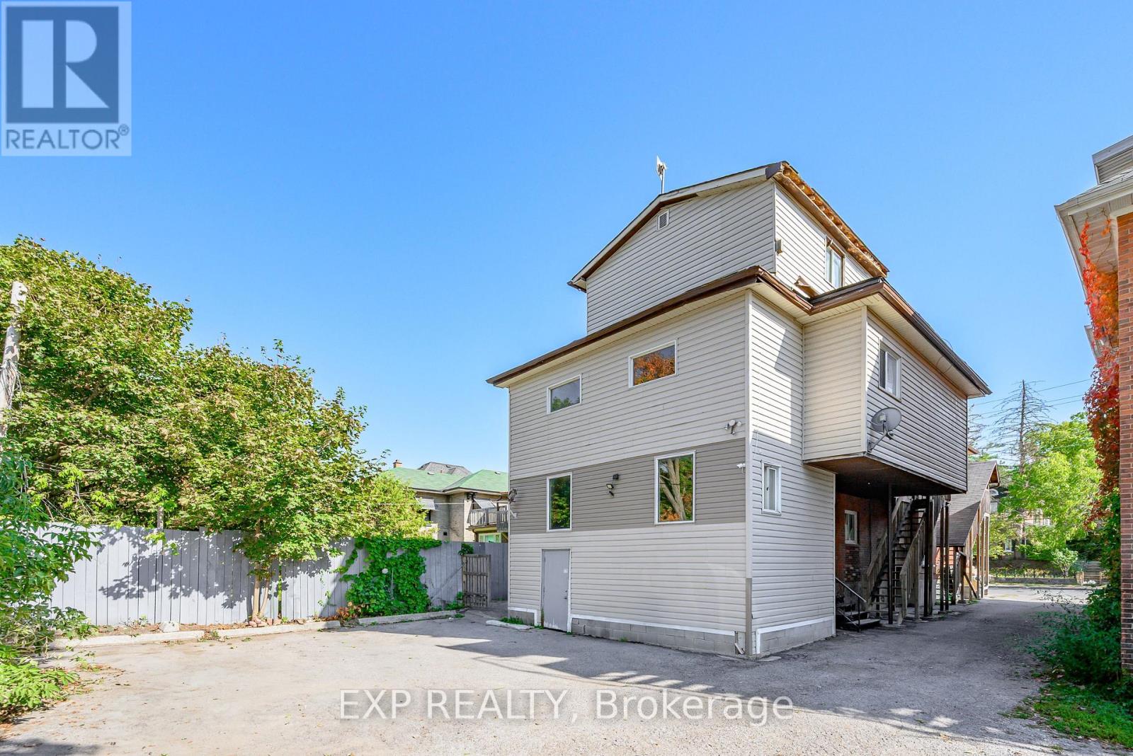 541 Aylmer Street N, Peterborough, Ontario  K9H 3W6 - Photo 5 - X12469716