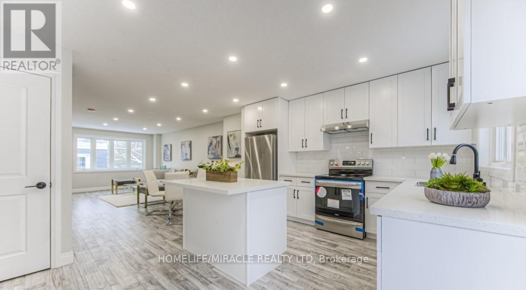 152 Overlea Drive, Kitchener, Ontario  N2M 1T3 - Photo 2 - X12469718