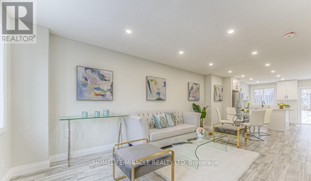 152 Overlea Drive, Kitchener, Ontario  N2M 1T3 - Photo 4 - X12469718