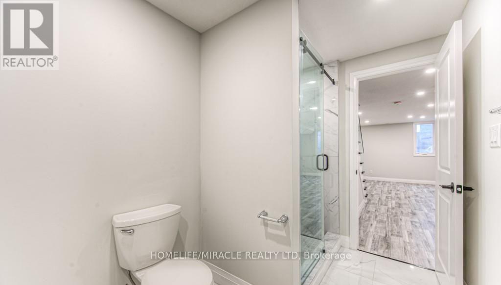 152 Overlea Drive, Kitchener, Ontario  N2M 1T3 - Photo 11 - X12469721