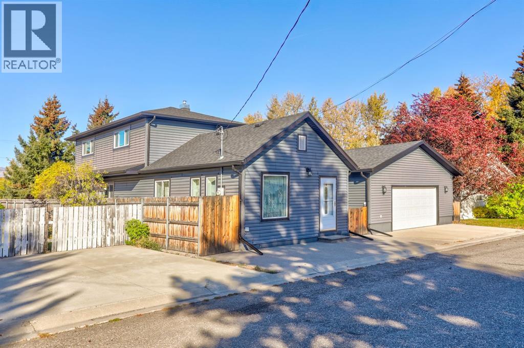 2122 130 Street, Blairmore, Alberta  T0K 0E0 - Photo 2 - A2261831