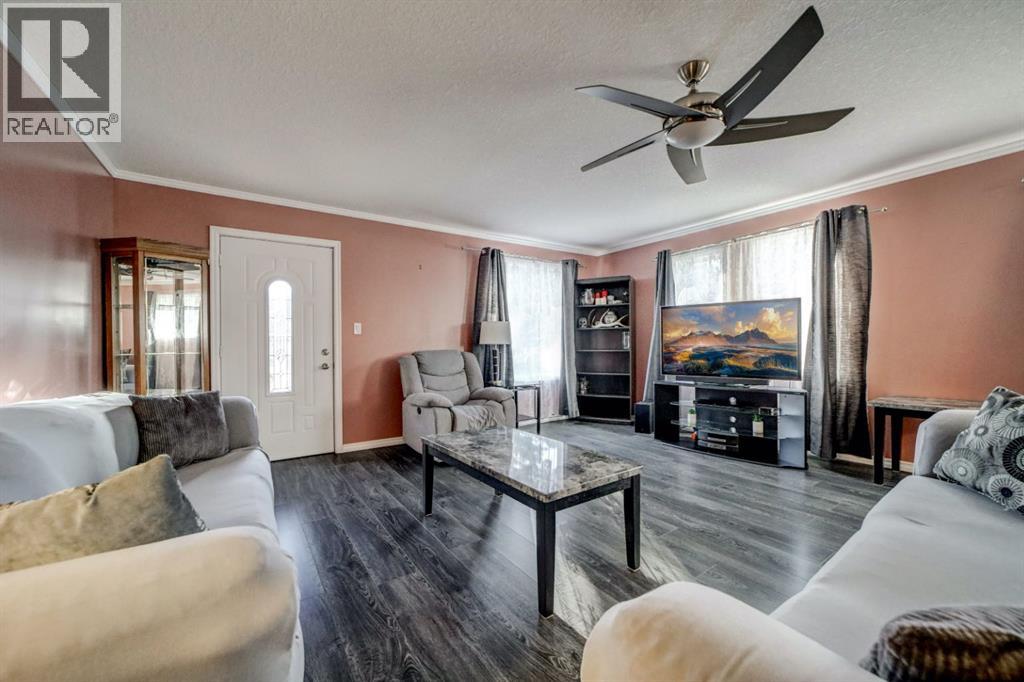2122 130 Street, Blairmore, Alberta  T0K 0E0 - Photo 9 - A2261831