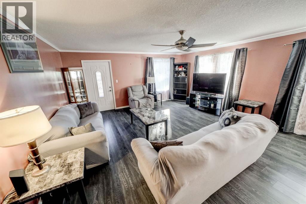 2122 130 Street, Blairmore, Alberta  T0K 0E0 - Photo 31 - A2261831
